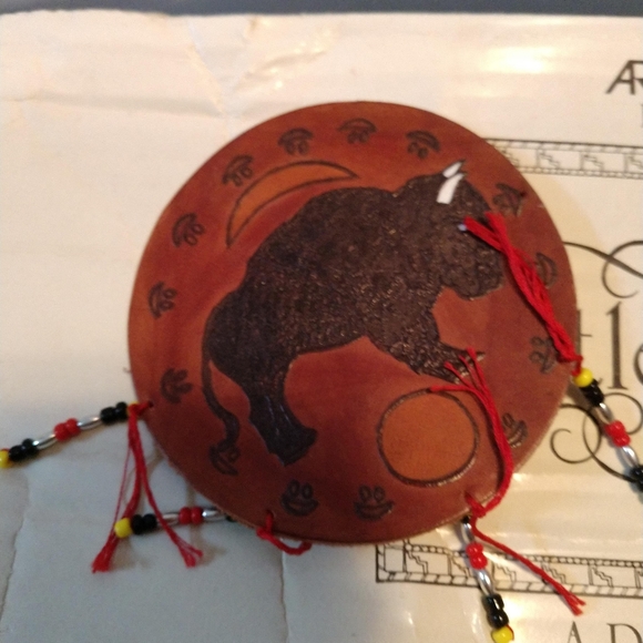 🐎🐎 Indian Doll Numbered with Certificate Danbury Mint 15" - Picture 6 of 16